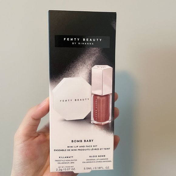Sold❤️New Fenty Beauty Bomb Baby Mini Lip and Face Set - Picture 3 of 8